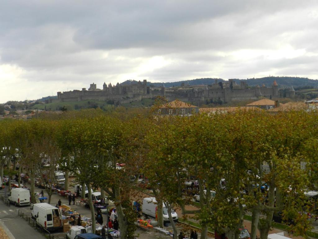 Appartement Le Saint Michel - Les Balcons De La Cite Carcassonne Zewnętrze zdjęcie