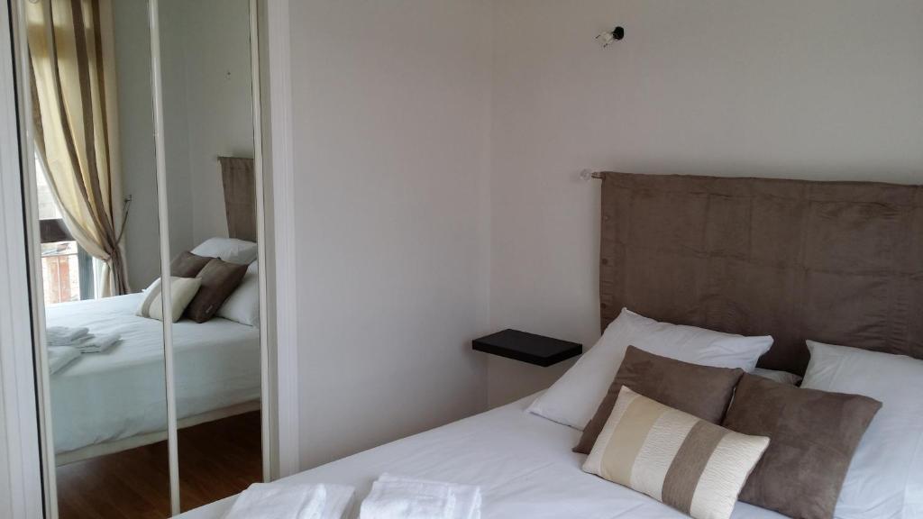 Appartement Le Saint Michel - Les Balcons De La Cite Carcassonne Zewnętrze zdjęcie